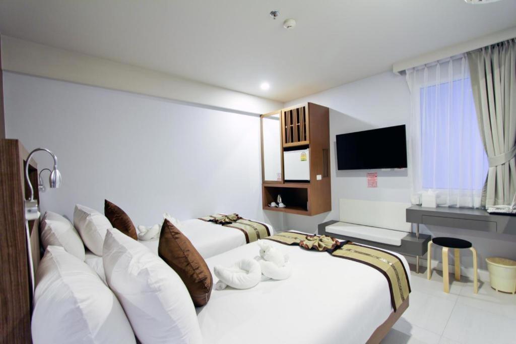 Elegancy Sansabai Hotel Patong Εξωτερικό φωτογραφία