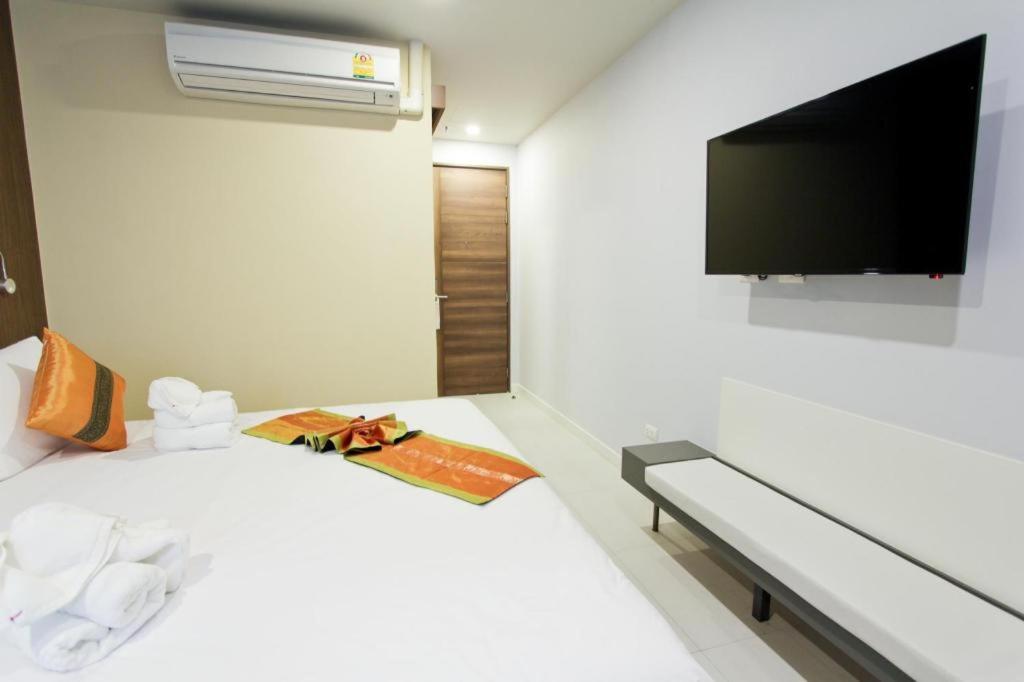 Elegancy Sansabai Hotel Patong Εξωτερικό φωτογραφία