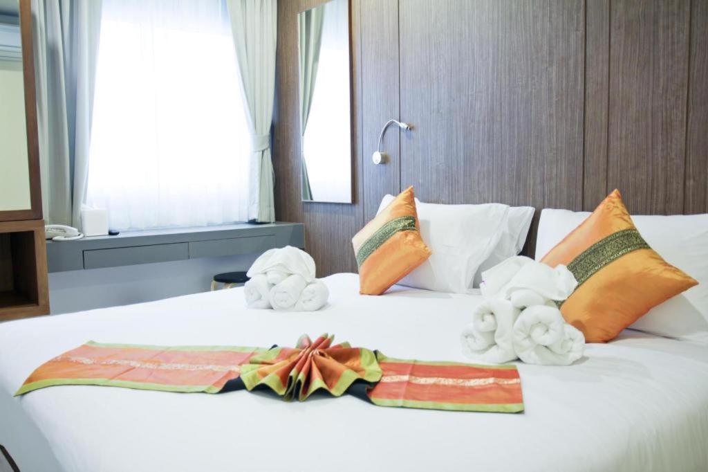 Elegancy Sansabai Hotel Patong Εξωτερικό φωτογραφία