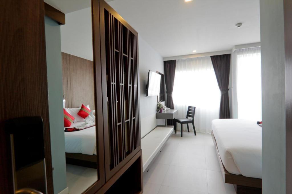 Elegancy Sansabai Hotel Patong Εξωτερικό φωτογραφία
