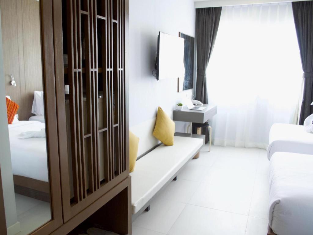 Elegancy Sansabai Hotel Patong Εξωτερικό φωτογραφία